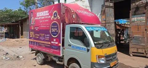 Branded mini-truck for a jewellery mart